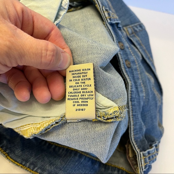 CAbi Womens Light Blue Denim Cropped Zipper Ankle Size 8 Waist 30 - Picture 11 of 12